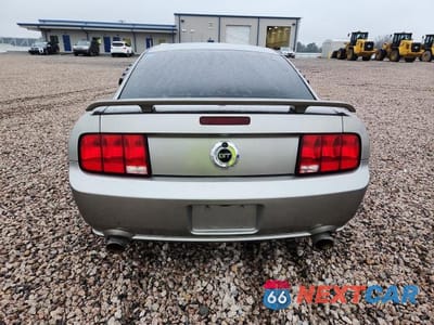 Zdjęcie 6 z 12 samochodu: 2008 FORD MUSTANG GT VIN:1ZVHT82H885160117 - miniatura