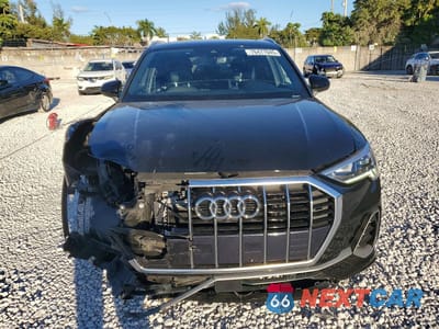 Piąte zdjęcie samochodu w środku: 2022 AUDI Q3 PREMIUM PLUS S LINE 45 VIN:WA1EECF38N1033382 - miniatura