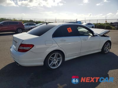 Trzecie zdjęcie samochodu z tyłu: 2008 MERCEDES-BENZ C 300 VIN:WDDGF54X38R013629 - miniatura