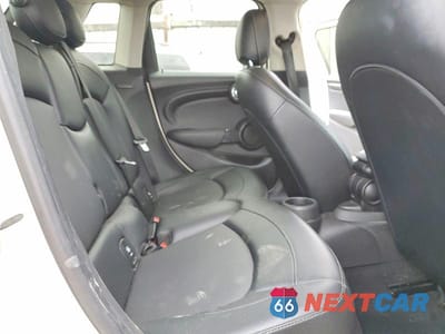 Zdjęcie 11 z 12 samochodu: 2018 MINI COOPER VIN:WMWXU1C55J2F79895 - miniatura