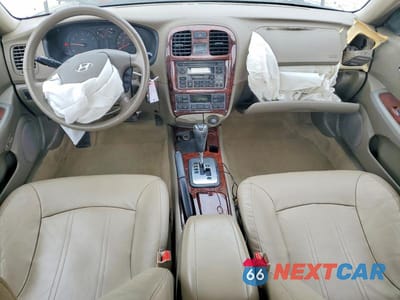 Zdjęcie 8 z 12 samochodu: 2004 HYUNDAI SONATA GLS VIN:KMHWF35H24A058292 - miniatura