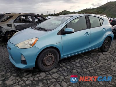 2012 TOYOTA PRIUS C THREE JTDKDTB36D1044770 - główne zdjęcie licytacji z USA - miniatura