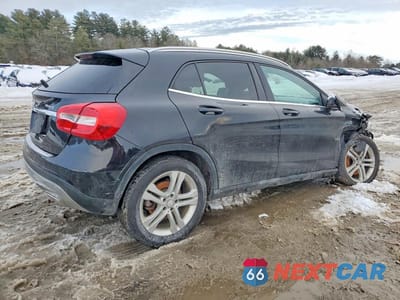 Trzecie zdjęcie samochodu z tyłu: 2017 MERCEDES-BENZ GLA 250 4MATIC VIN:WDCTG4GB0HJ307370 - miniatura