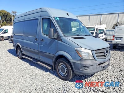 Czwarte zdjęcie samochodu z boku: 2019 MERCEDES BENZ SPRINTER 2500 DELIVERY VAN VIN:WD4PF1CD6KT011786 - miniatura