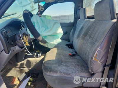 Zdjęcie 7 z 13 samochodu: 2000 TOYOTA TACOMA VIN:4TANL42N5YZ593628 - miniatura