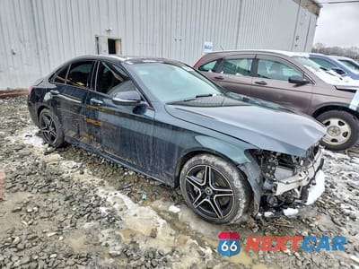 Czwarte zdjęcie samochodu z boku: 2019 MERCEDES-BENZ C 300 4MATIC VIN:55SWF8EB9KU312130 - miniatura