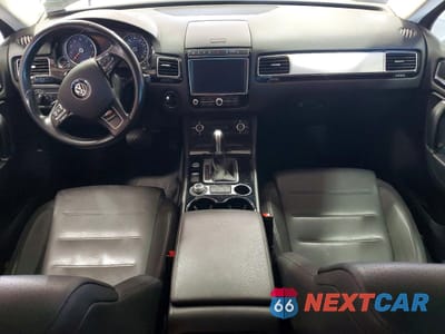 Zdjęcie 8 z 13 samochodu: 2016 VOLKSWAGEN TOUAREG SPORT VIN:WVGEF9BP3GD012239 - miniatura