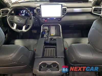 Zdjęcie 8 z 12 samochodu: 2025 TOYOTA TUNDRA LIMITED VIN:5TFJA5DB0SX286663 - miniatura