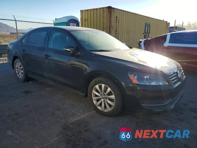 Czwarte zdjęcie samochodu z boku: 2012 VOLKSWAGEN PASSAT S VIN:1VWAP7A35CC094247 - miniatura