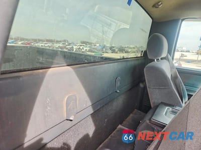 Zdjęcie 10 z 11 samochodu: 2002 GMC NEW SIERRA C1500 VIN:1GTEC14T62Z162897 - miniatura