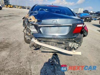 Zdjęcie 6 z 13 samochodu: 2007 LEXUS LS VIN:JTHBL46F675045944 - miniatura