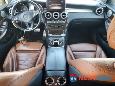 Zdjęcie 8 z 12 samochodu: 2017 MERCEDES-BENZ GLC 300 4MATIC VIN:WDC0G4KB2HV003704 - miniatura