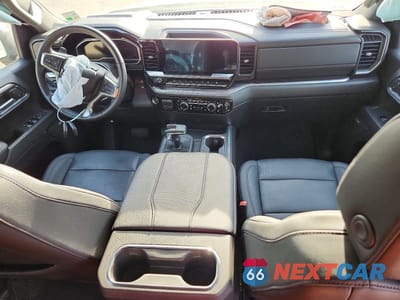 Zdjęcie 8 z 11 samochodu: 2024 CHEVROLET SILVERADO K1500 LTZ VIN:2GCUDGED0R1175506 - miniatura