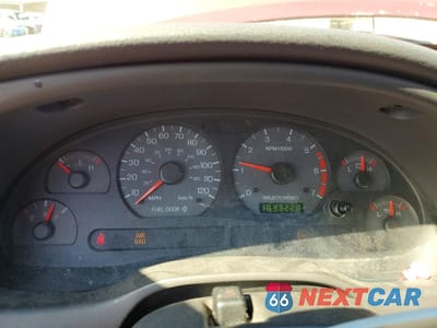 Zdjęcie 9 z 13 samochodu: 2002 FORD MUSTANG VIN:1FAFP44422F152099 - miniatura