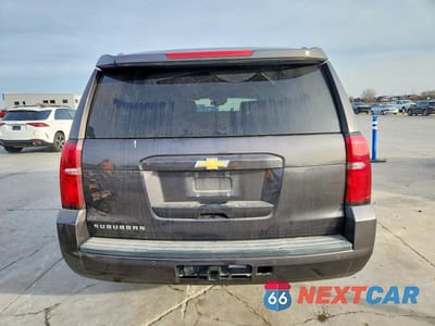 Zdjęcie 6 z 12 samochodu: 2016 CHEVROLET SUBURBAN C1500 LT VIN:1GNSCHKC0GR372358 - miniatura