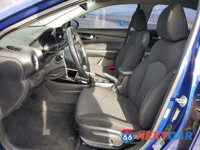 Zdjęcie 7 z 13 samochodu: 2019 KIA FORTE GT LINE VIN:3KPF34AD1KE110141 - miniatura