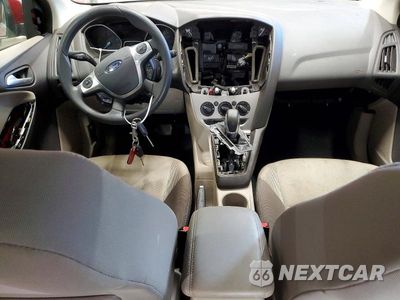 Zdjęcie 8 z 12 samochodu: 2013 FORD FOCUS SE VIN:1FADP3K25DL325654 - miniatura