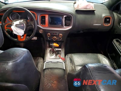 Zdjęcie 8 z 12 samochodu: 2019 DODGE CHARGER SXT VIN:2C3CDXBG9KH753260 - miniatura