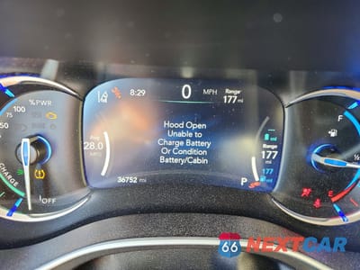 Zdjęcie 9 z 13 samochodu: 2024 CHRYSLER PACIFICA HYBRID SELECT VIN:2C4RC1S77RR157154 - miniatura