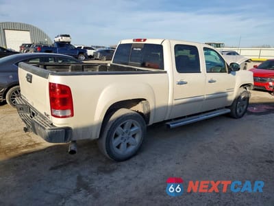 Trzecie zdjęcie samochodu z tyłu: 2013 GMC SIERRA K1500 SLT VIN:3GTP2WE71DG210318 - miniatura