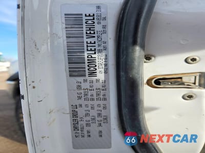 Zdjęcie 13 z 14 samochodu: 2015 RAM 4500 VIN:3C7WRLFL6FG517099 - miniatura