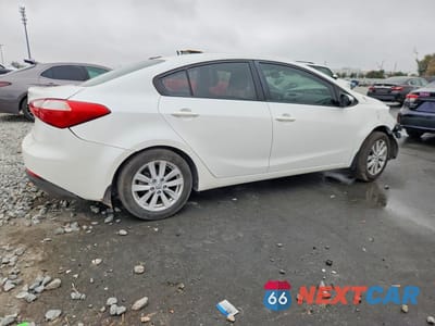 Trzecie zdjęcie samochodu z tyłu: 2014 KIA FORTE LX VIN:KNAFX4A60E5182922 - miniatura