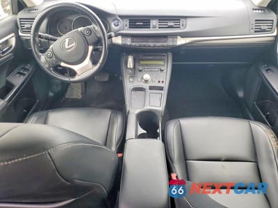 Zdjęcie 8 z 11 samochodu: 2017 LEXUS CT 200 VIN:JTHKD5BH3H2280816 - miniatura
