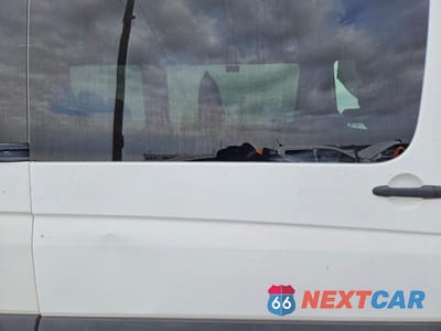 Zdjęcie 10 z 11 samochodu: 2012 MERCEDES-BENZ SPRINTER 2500 VIN:WDZPE7CC7C5697060 - miniatura