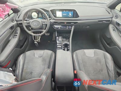 Zdjęcie 8 z 12 samochodu: 2021 HYUNDAI SONATA N LINE VIN:5NPEK4JC0MH113097 - miniatura