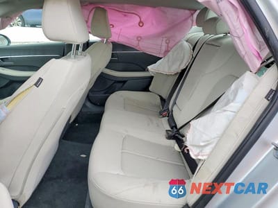 Zdjęcie 10 z 12 samochodu: 2025 HYUNDAI SONATA SEL VIN:KMHL64JA7SA497714 - miniatura