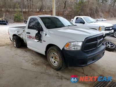 Czwarte zdjęcie samochodu z boku: 2023 RAM TRUCKS 1500 CLASSIC TRADESMAN VIN:3C6JR6DT2PG674102 - miniatura
