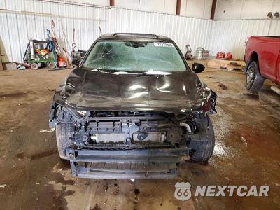 Piąte zdjęcie samochodu w środku: 2019 VOLKSWAGEN JETTA S VIN:3VWC57BU9KM154811 - miniatura