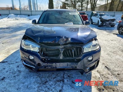 Piąte zdjęcie samochodu w środku: 2016 BMW X5 M VIN:5UXKR0C52G0P29227 - miniatura