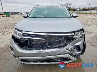 Piąte zdjęcie samochodu w środku: 2021 VOLKSWAGEN ATLAS SE VIN:1V2HR2CA5MC552220 - miniatura