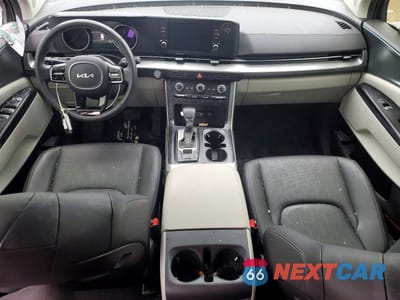 Zdjęcie 8 z 12 samochodu: 2024 KIA CARNIVAL LX VIN:KNDNB4H39R6432425 - miniatura