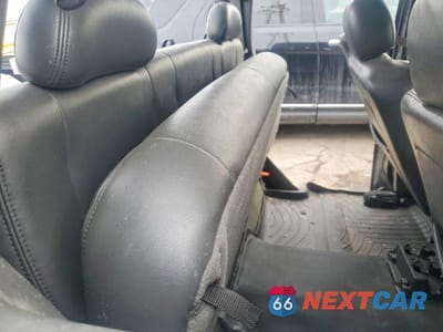 Zdjęcie 10 z 12 samochodu: 2004 GMC SIERRA K2500 HEAVY DUTY VIN:1GTHK29254E249030 - miniatura