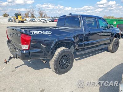 Trzecie zdjęcie samochodu z tyłu: 2019 TOYOTA TACOMA DOUBLE CAB VIN:3TMDZ5BN5KM064743 - miniatura