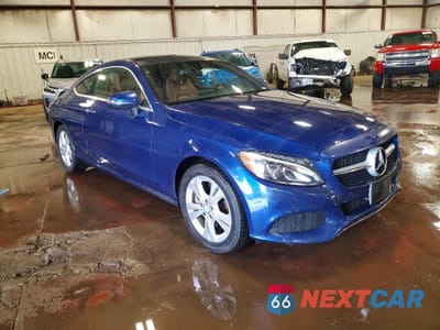 Czwarte zdjęcie samochodu z boku: 2017 MERCEDES-BENZ C 300 4MATIC VIN:WDDWJ4KB1HF340012 - miniatura