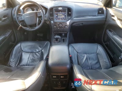 Zdjęcie 8 z 13 samochodu: 2014 CHRYSLER 300C VARVATOS VIN:2C3CCAJGXEH240346 - miniatura