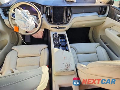 Zdjęcie 8 z 13 samochodu: 2025 VOLVO XC60 ULTRA VIN:YV4H60RM1S1017066 - miniatura