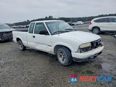 Czwarte zdjęcie samochodu z boku: 2000 CHEVROLET S TRUCK S10 VIN:1GCCS19W8Y8135972 - miniatura