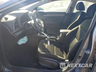 Zdjęcie 7 z 12 samochodu: 2018 HYUNDAI ELANTRA SE VIN:KMHD74LF4JU634681 - miniatura