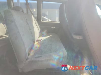 Zdjęcie 11 z 13 samochodu: 2015 CHEVROLET EXPRESS G3500 LT VIN:1GAZG1FG4F1252035 - miniatura