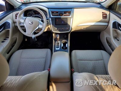 Zdjęcie 8 z 11 samochodu: 2017 NISSAN ALTIMA 2.5 VIN:1N4AL3AP5HC136522 - miniatura