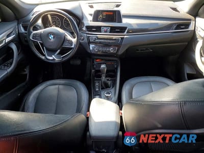 Zdjęcie 8 z 12 samochodu: 2016 BMW X1 XDRIVE28I VIN:WBXHT3Z3XG4A47800 - miniatura
