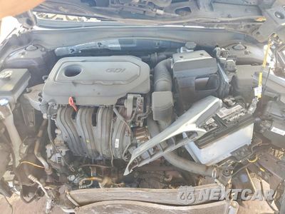 Zdjęcie 11 z 12 samochodu: 2019 KIA OPTIMA LX VIN:5XXGT4L32KG351769 - miniatura