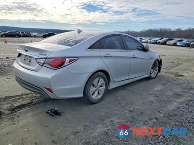 Trzecie zdjęcie samochodu z tyłu: 2015 HYUNDAI SONATA HYBRID VIN:KMHEC4A41FA131653 - miniatura