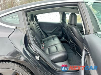 Zdjęcie 9 z 10 samochodu: 2018 TESLA MODEL 3 VIN:5YJ3E1EA9JF056690 - miniatura