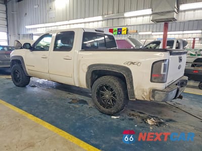 Drugie zdjęcie samochodu z przodu: 2007 CHEVROLET SILVERADO K1500 CREW CAB VIN:2GCEK13M671545476 - miniatura