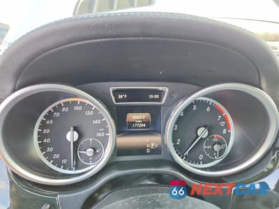 Zdjęcie 9 z 13 samochodu: 2016 MERCEDES-BENZ GL 450 4MATIC VIN:4JGDF6EE7GA668210 - miniatura